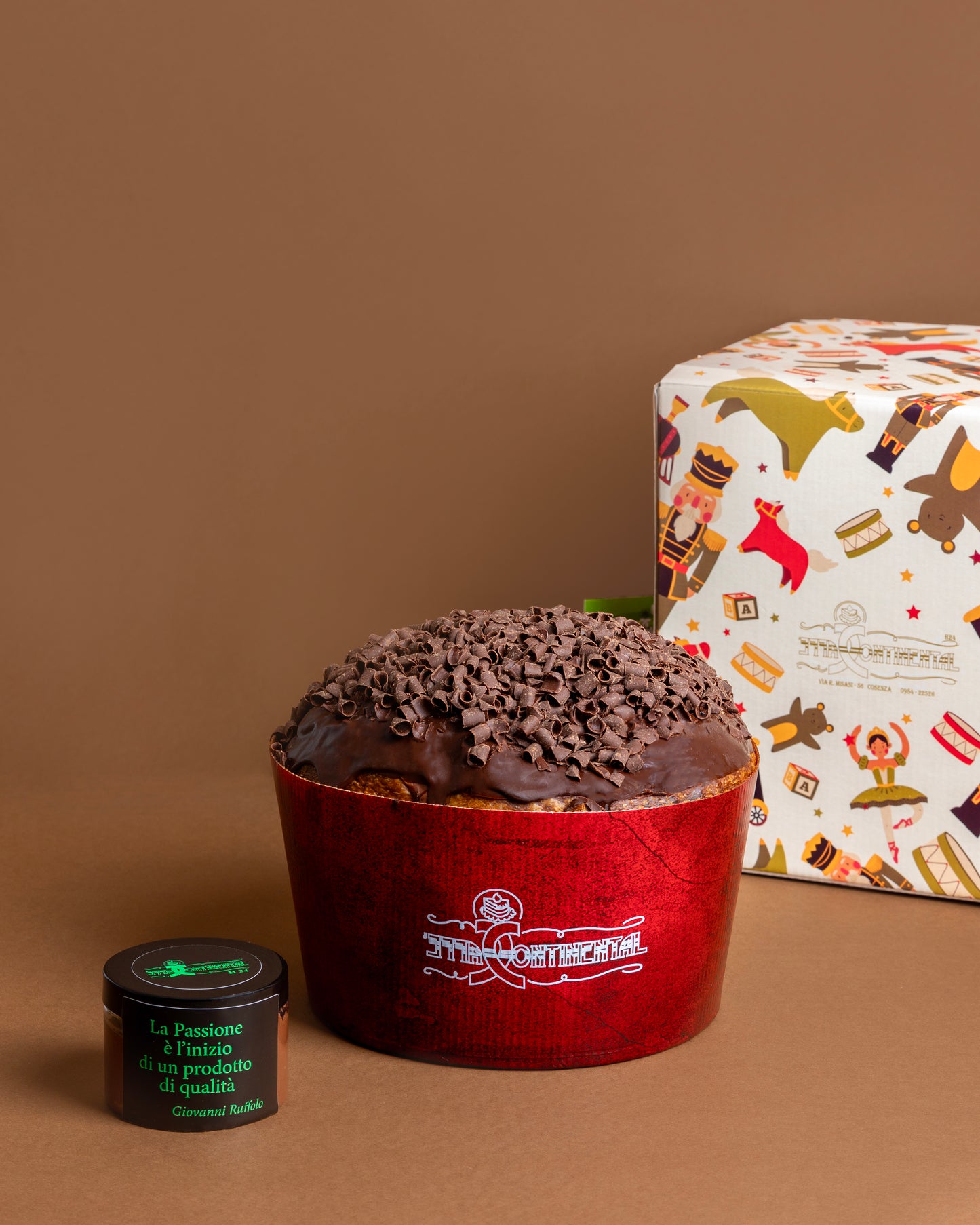 "Ciocco" Il Panettone al Cioccolato con sac a poche in VIP Box