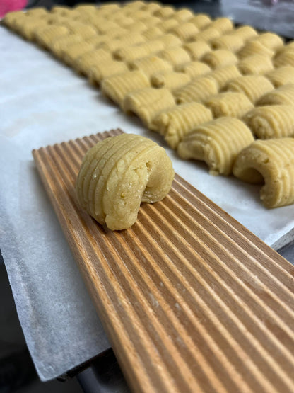 "I Turdilli" typical Calabrian Christmas dessert